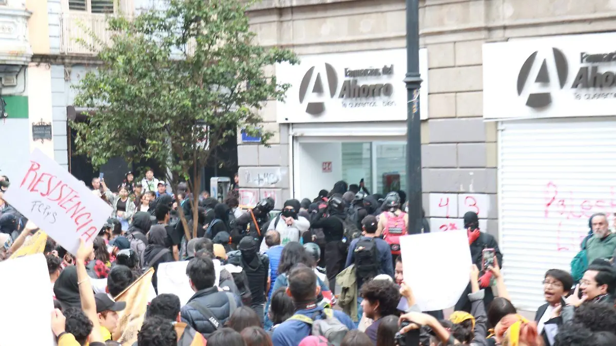 marcha 2 octubre LUIS BARRERA.2